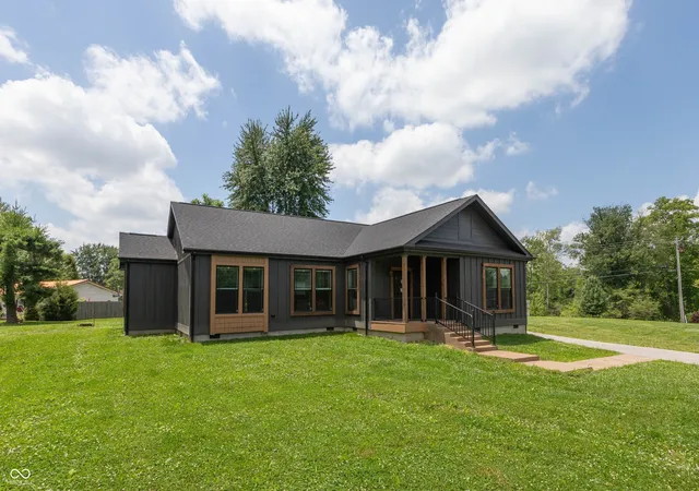 Homes for sale in Seymour, IN | 22027 Redding Woods, Seymour, IN 47274 | MLS# 22074776