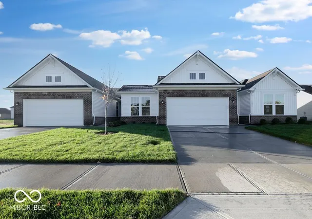 Photo 2 of Single family home for sale at 2105 Covey Dr, Danville, IN 46122 | MLS# 22074892 | Listing updated on 2026-09-30