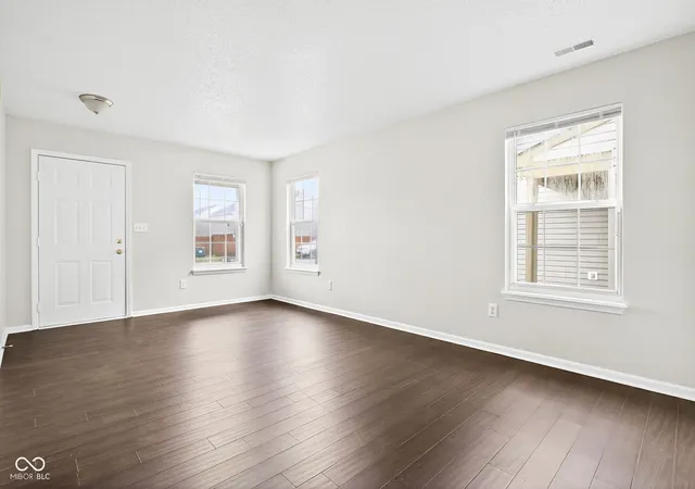 5th image of 4222 Village Trace Blvd, Indianapolis, IN 46254 | MLS# 22074911