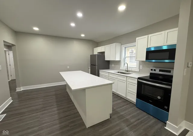 2nd image of 2129 N Dexter St, Indianapolis, IN 46202 | MLS# 22075575