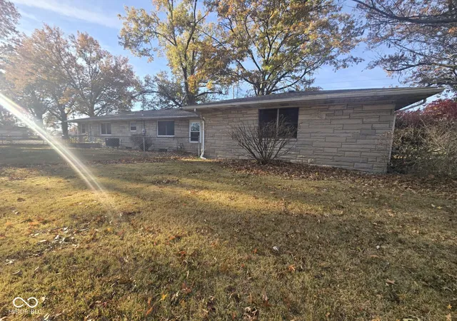 4th image of 700 E Mary Ln, Terre Haute, IN 47802 | MLS# 22075689