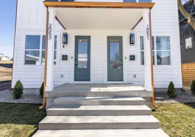3rd image of 2053 Columbia Ave, Indianapolis, IN 46202 | MLS# 22075930