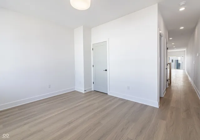 5th image of 2053 Columbia Ave, Indianapolis, IN 46202 | MLS# 22075930