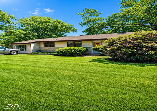Homes for sale in Bloomington, IN | 603 W Green Rd, Bloomington, IN 47403 | MLS# 22076524