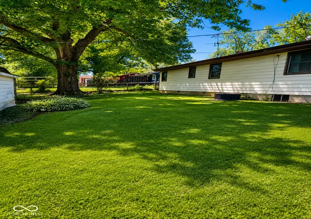 Homes for sale in Bloomington, IN | 603 W Green Rd, Bloomington, IN 47403 | MLS# 22076524
