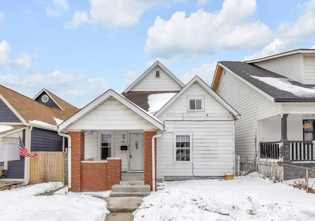Photo 1 of Single family home for sale at 709 E Minnesota St, Indianapolis, IN 46203 | MLS# 22076674 | Listing updated on 2026-06-24