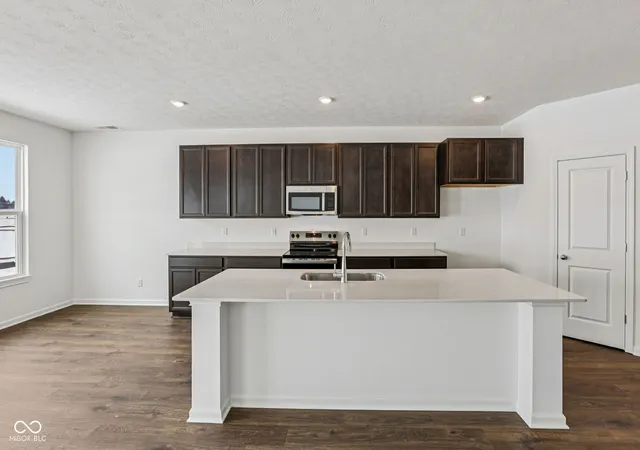 Photo 3 of Sale Pending at 12140 Olivine Ave, Indianapolis, IN 46229 | MLS# 22076949 | Listing updated on 2026-09-29