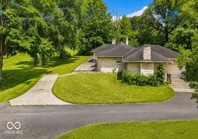 Homes for sale in Seymour, IN | 4844 N US Hwy 31, Seymour, IN 47274 | MLS# 22077093