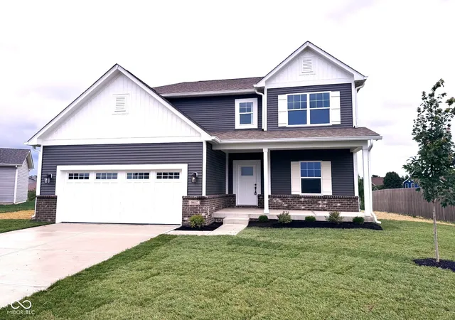 Homes for sale in Lapel, IN | 9417 Crimson Cir, Lapel, IN 46051 | MLS# 22077747