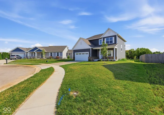 Photo 3 of Single family home for sale at 9417 Crimson Cir, Lapel, IN 46051 | MLS# 22077747 | Listing updated on 2026-08-28
