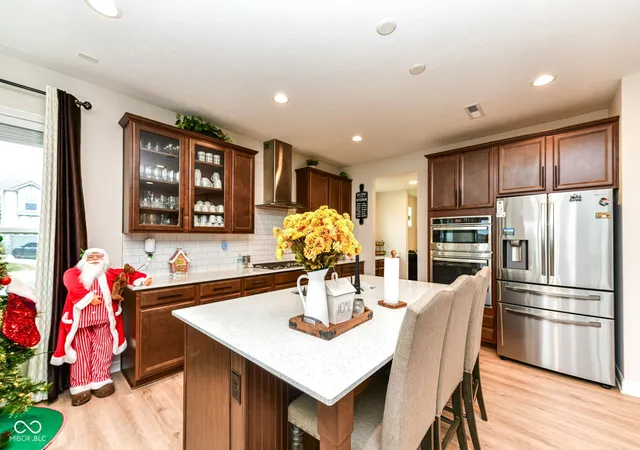2nd image of 10545 Oak Bend Blvd, Indianapolis, IN 46239 | MLS# 22077835