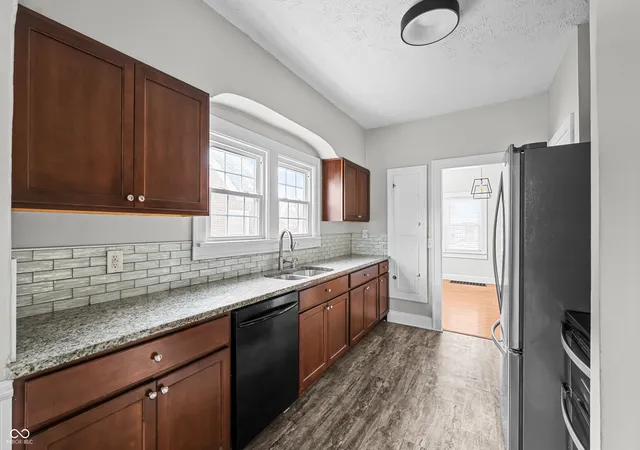 Photo 4 of Single family home for sale at 31 S Whitcomb Ave, Indianapolis, IN 46241 | MLS# 22077991 | Listing updated on 2026-09-12