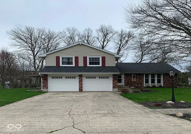 Homes for sale in Richmond, IN | 1527 Delbrook Dr, Richmond, IN 47374 | MLS# 22078378