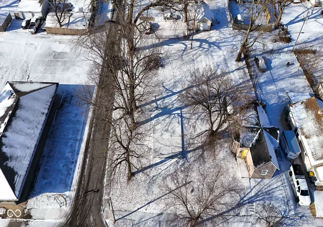 2nd image of 1523 Arrow Ave, Anderson, IN 46016 | MLS# 22078412