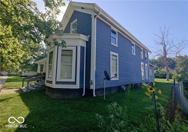 Homes for sale in Shelbyville, IN | 617 W Franklin St, Shelbyville, IN 46176 | MLS# 22078666