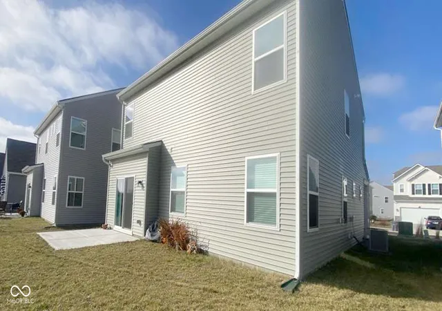 4th image of 5061 Modernist Blvd, Indianapolis, IN 46237 | MLS# 22079000