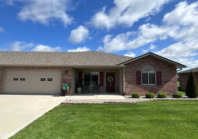 1st image of 154 Asbury Dr, Anderson, IN 46013 | MLS# 22079096