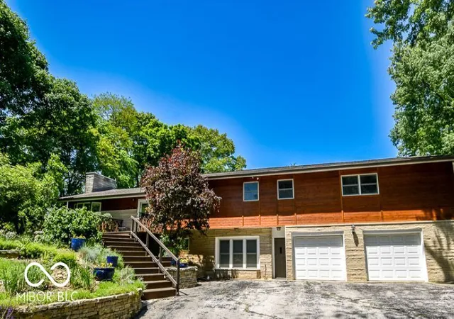 2nd image of 609 E Audubon Dr, Bloomington, IN 47408 | MLS# 22079239