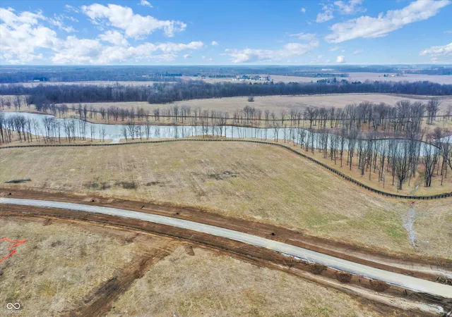 2nd image of 9635 Windy Hills Dr, Zionsville, IN 46077 | MLS# 22079342