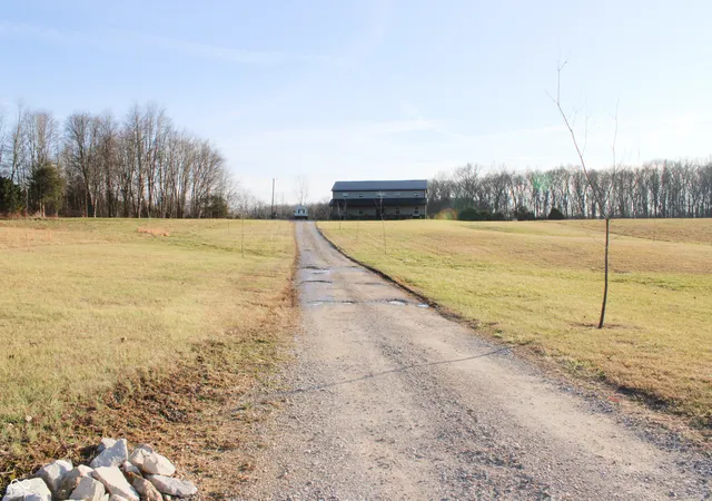 Homes for sale in North Vernon, IN | 6155 W County Road 375 N, North Vernon, IN 47265 | MLS# 22079352