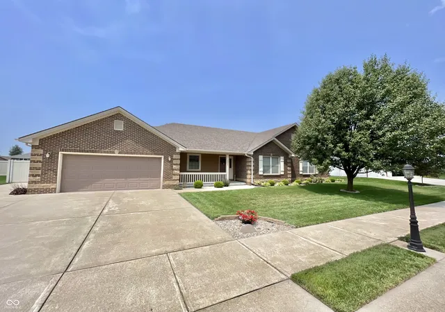 Photo 3 of Sale Pending at 1992 Austin James Ln, Seymour, IN 47274 | MLS# 22079531 | Listing updated on 2026-09-03