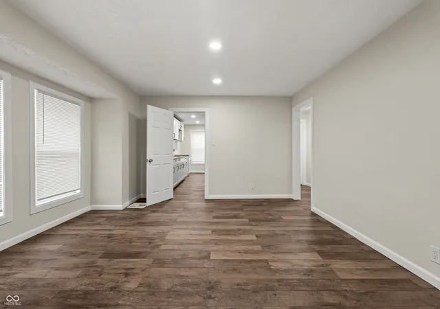 4th image of 1260 Hiatt St, Indianapolis, IN 46221 | MLS# 22079674