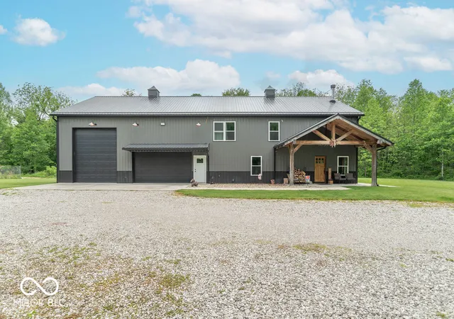 Homes for sale in Greencastle, IN | 3888 N County Road 800 W, Greencastle, IN 46135 | MLS# 22079727