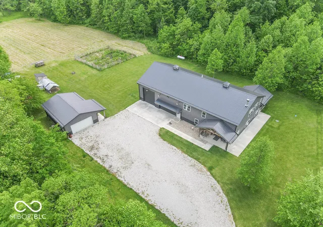 Homes for sale in Greencastle, IN | 3888 N County Road 800 W, Greencastle, IN 46135 | MLS# 22079727