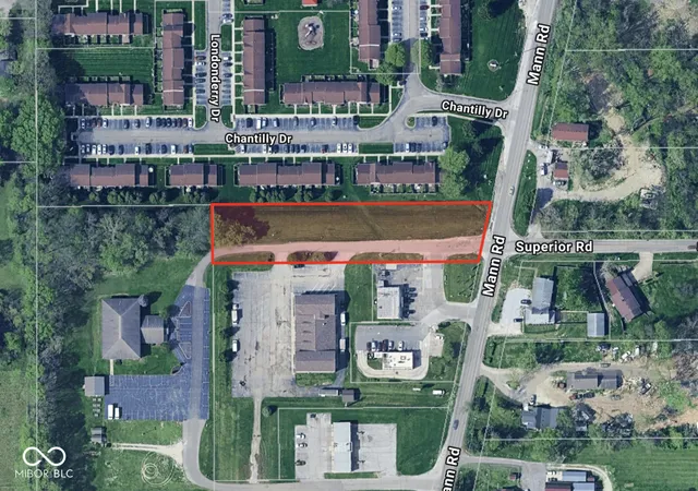 2nd image of 4460 Mann Rd, Indianapolis, IN 46221 | MLS# 22079918