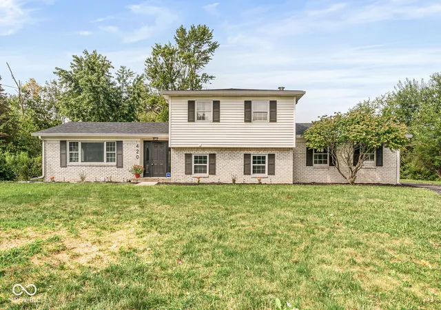 1st image of 420 Lindsay Ct, Indianapolis, IN 46214 | MLS# 22080106