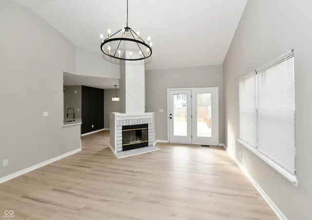 3rd image of 8547 Rock Hollow Cir, Indianapolis, IN 46256 | MLS# 22080354