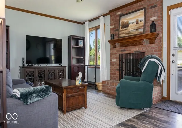 3rd image of 375 Nottinghill Ct, Indianapolis, IN 46234 | MLS# 22080457