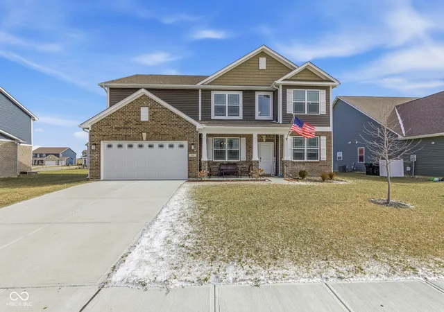 2nd image of 261 Dyson Dr, Whiteland, IN 46184 | MLS# 22080480