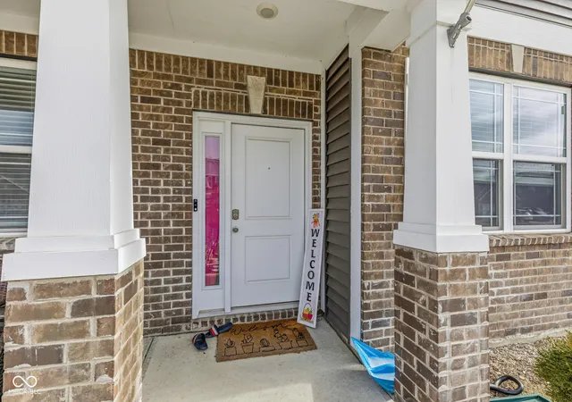5th image of 261 Dyson Dr, Whiteland, IN 46184 | MLS# 22080480