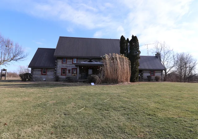 Homes for sale in Greensburg, IN | 1806 N County Road 80 Ne, Greensburg, IN 47240 | MLS# 22080698