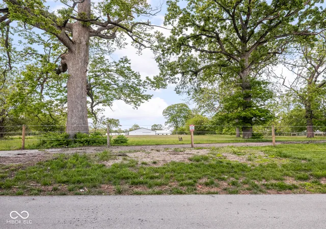 Homes for sale in Indianapolis, IN | 348 Central State Blvd, Indianapolis, IN 46222 | MLS# 22080709