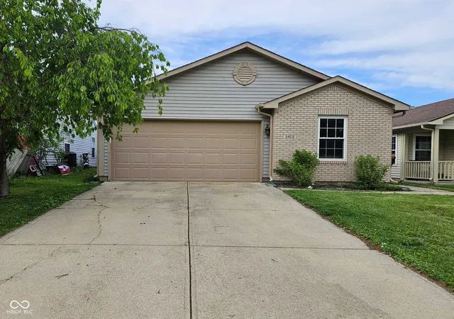 2nd image of 5406 Cradle River Ct, Indianapolis, IN 46221 | MLS# 22080789
