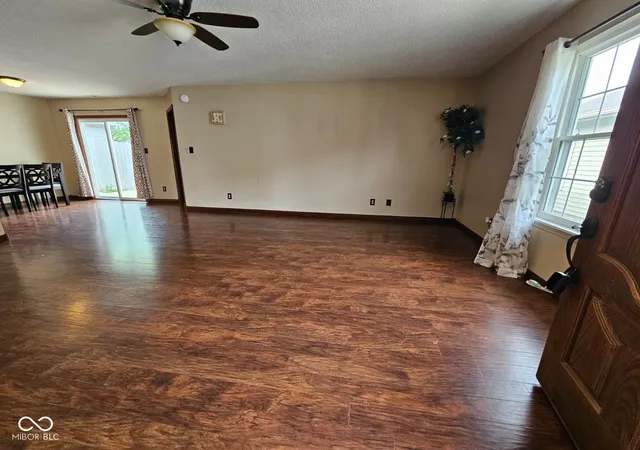 3rd image of 5406 Cradle River Ct, Indianapolis, IN 46221 | MLS# 22080789