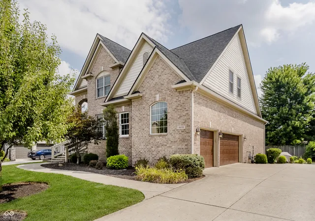 4th image of 9698 Soaring Eagle Ln, Fishers, IN 46055 | MLS# 22080926
