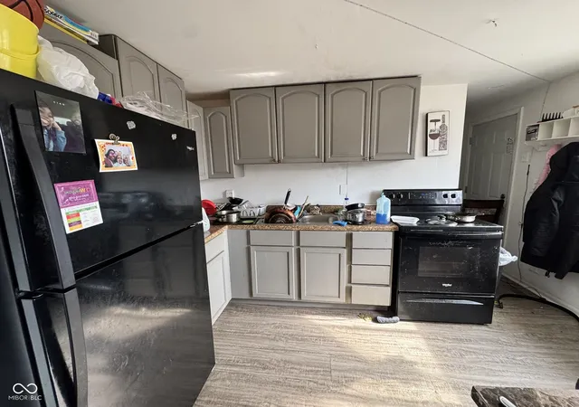 Photo 3 of Single family home for sale at 5855 Price Ct, Indianapolis, IN 46254 | MLS# 22080985 | Listing updated on 2026-10-11