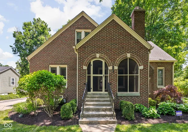 1st image of 6001 Indianola Ave, Indianapolis, IN 46220 | MLS# 22081013