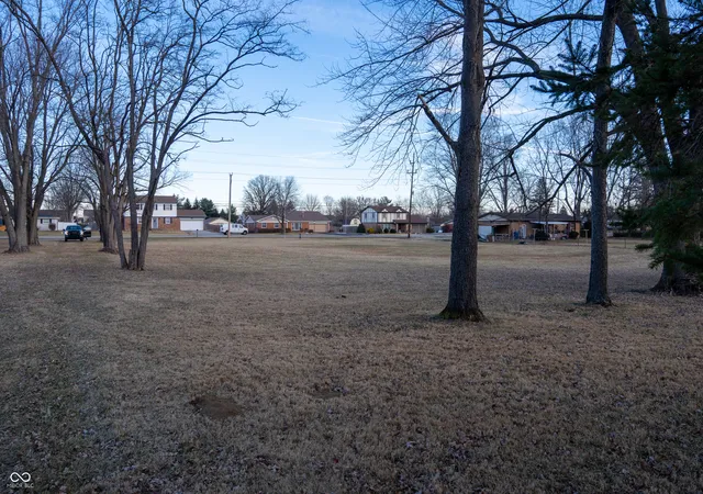 11th image of 8121 E Edgewood Ave, Indianapolis, IN 46239 | MLS# 22081066