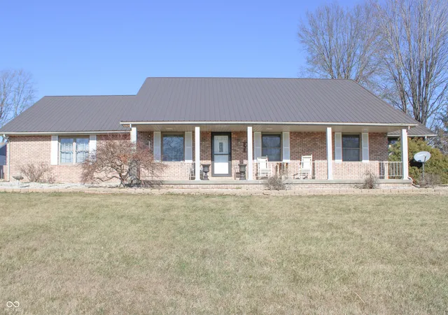 Homes for sale in Seymour, IN | 8079 N County Road 1200 E, Seymour, IN 47274 | MLS# 22081084