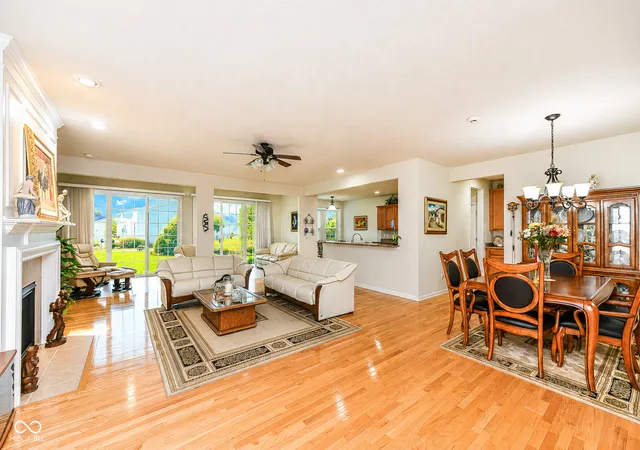 2nd image of 13016 Shiraz Ln, Fishers, IN 46037 | MLS# 22081223