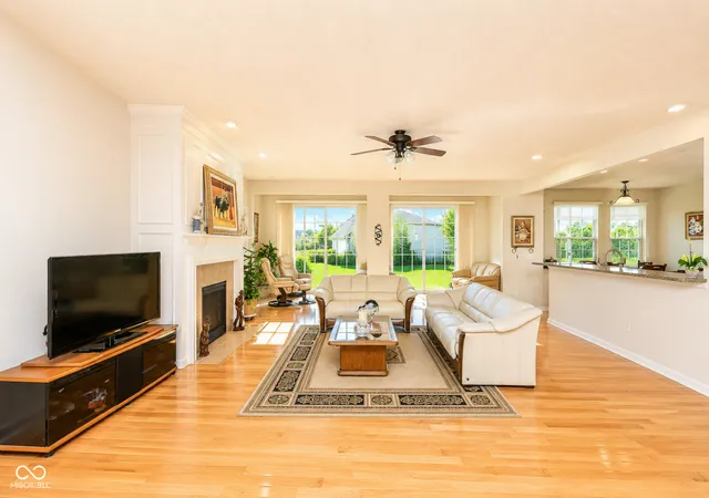 3rd image of 13016 Shiraz Ln, Fishers, IN 46037 | MLS# 22081223