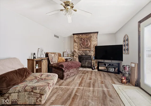 3rd image of 11733 E 21St St, Indianapolis, IN 46229 | MLS# 22081270