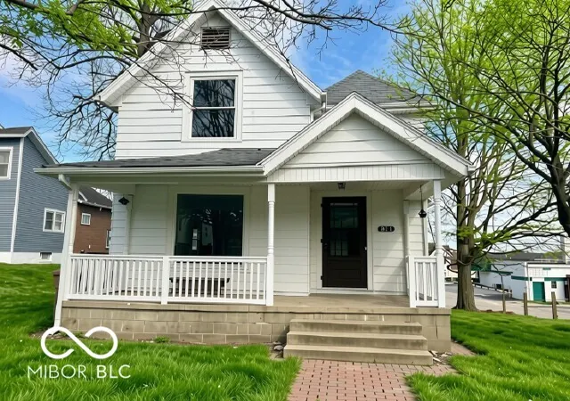 Single family home for sale at 311 N Mill St, Veedersburg, IN 47987 | MLS# 22081304