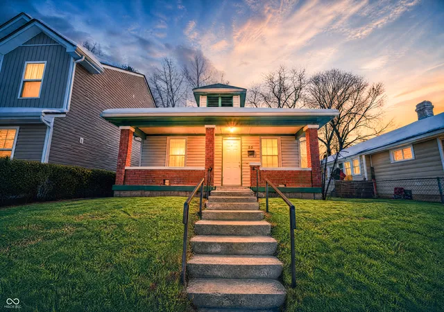 1st image of 55 S Chester Ave, Indianapolis, IN 46201 | MLS# 22081348