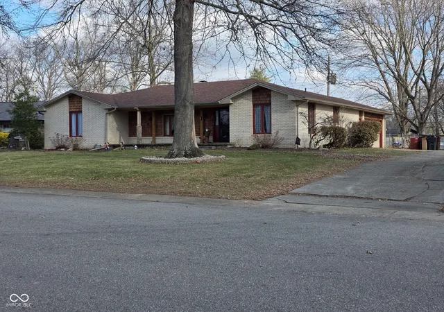 Homes for sale in Seymour, IN | 441 Mutton Creek Dr, Seymour, IN 47274 | MLS# 22081507