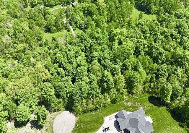 2nd image of 3116 E Indian Summer Ln, Martinsville, IN 46151 | MLS# 22081528